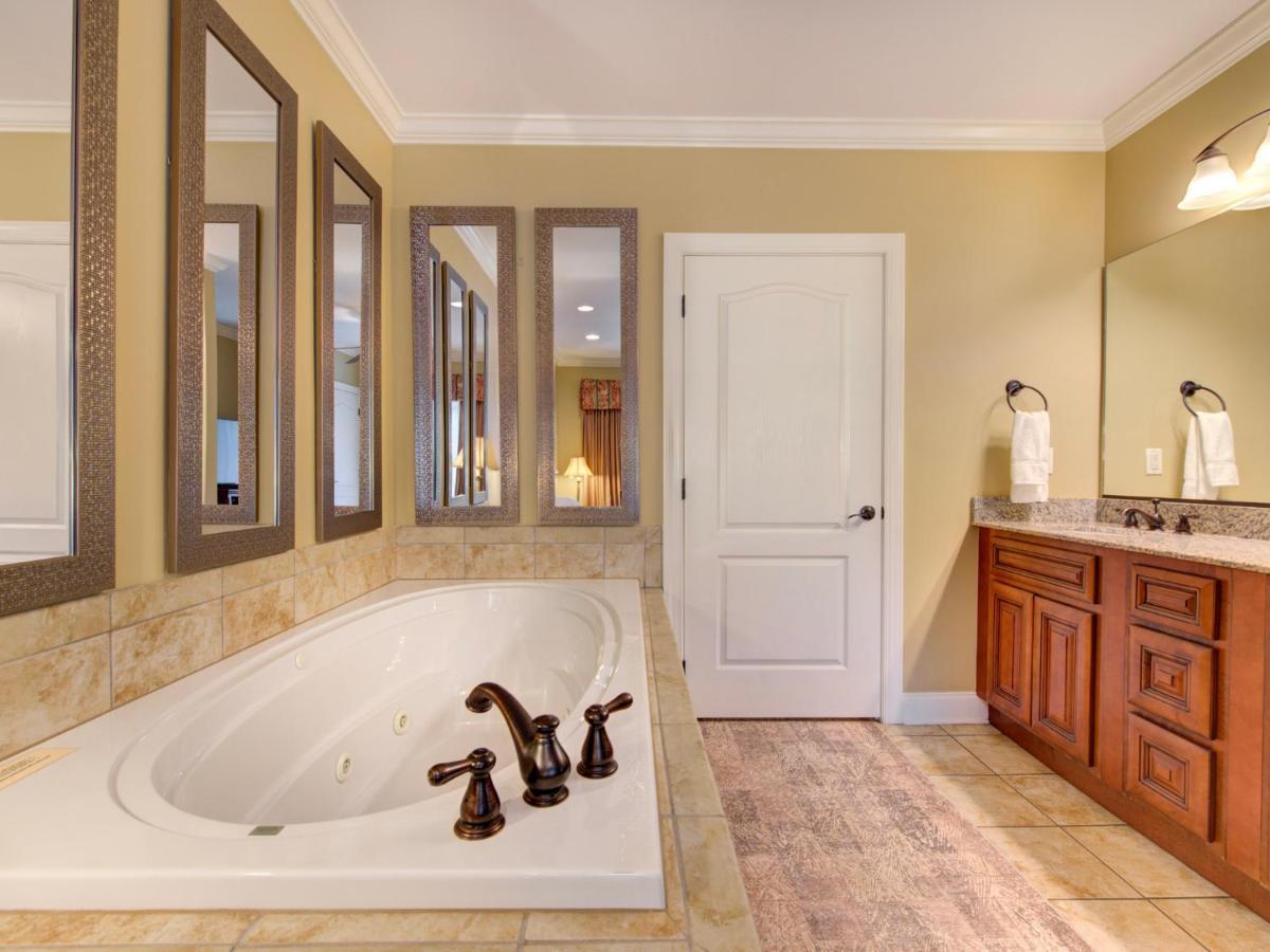 Ferienwohnung City Bear, 2Br, Pool, Spa, Downtown Gatlinburg, Sleeps 6 Exterior foto